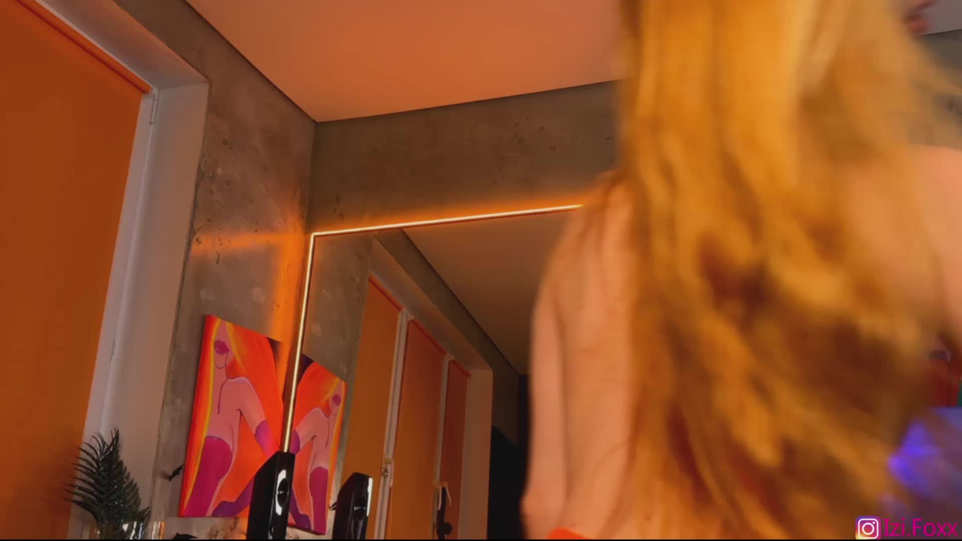 Na-izi Live Sex December 19, 2025