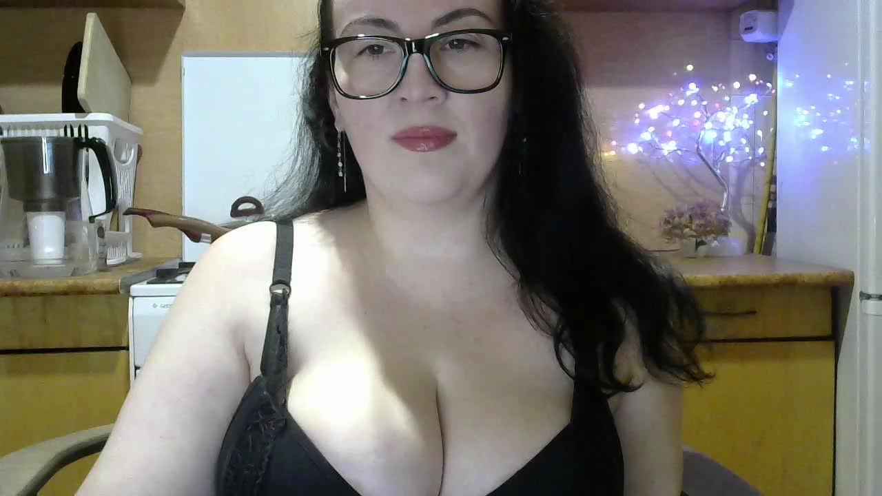 tatianamedi Live Sex December 13, 2025