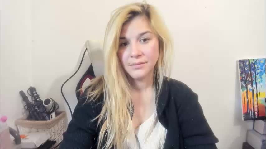 artsyandcraftsy_ Live Sex December 13, 2025