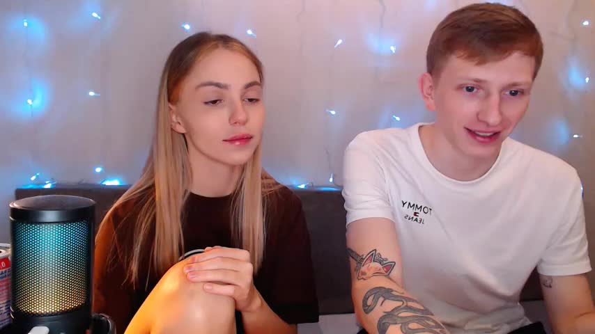 juliaanddima Live Sex December 18, 2025