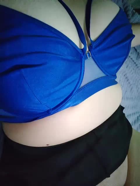 KissMyLipsXx Live Sex December 14, 2025