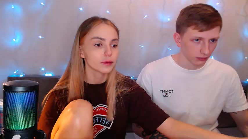 juliaanddima Live Sex December 17, 2025