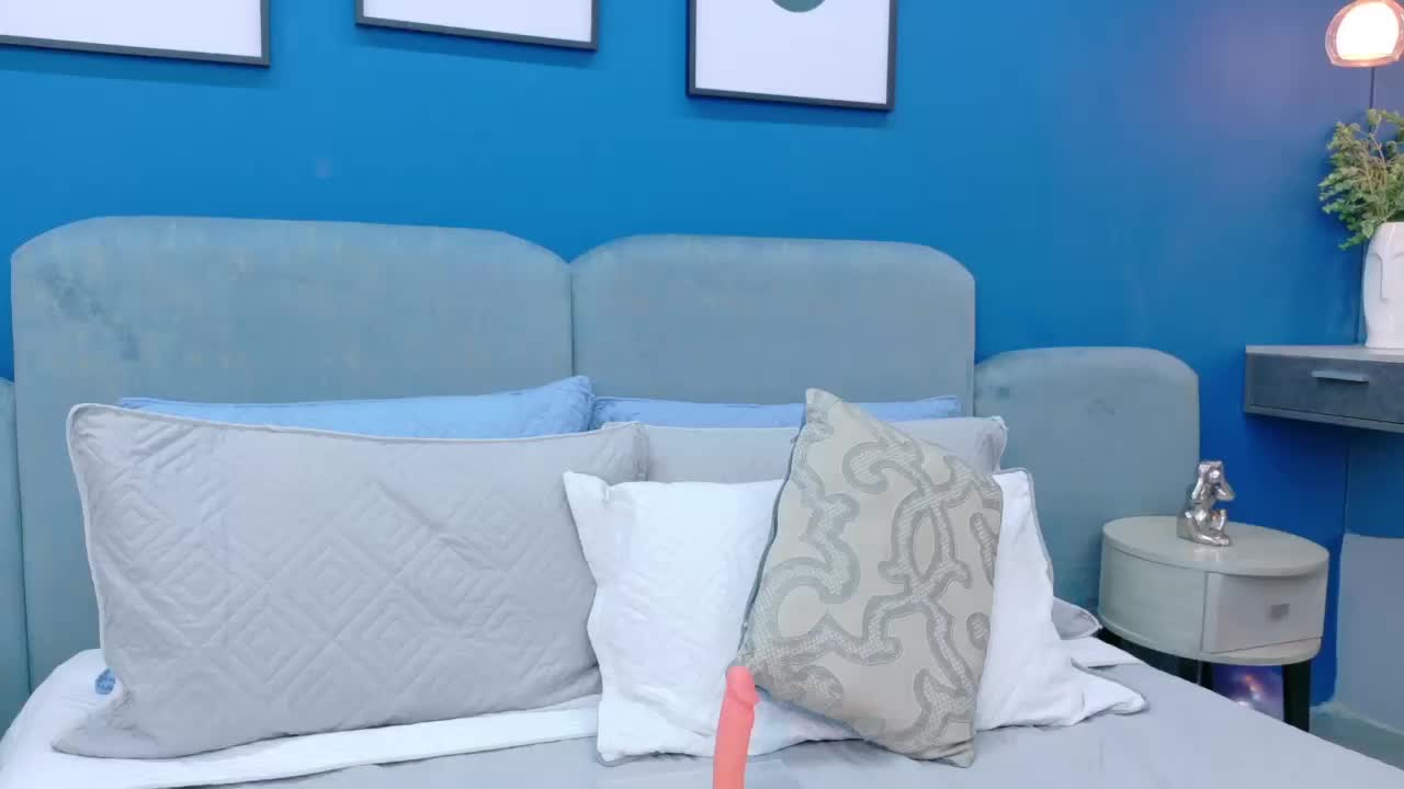 Liss-Bunny Live Sex December 13, 2025