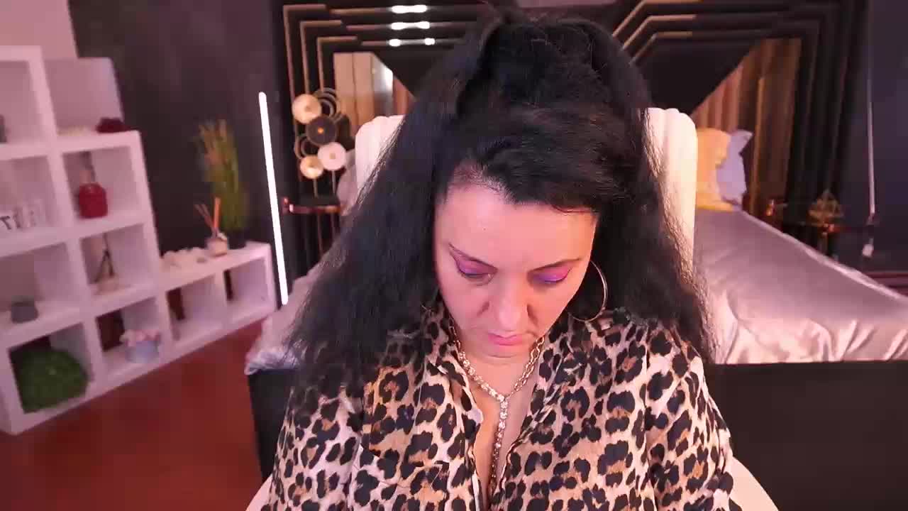 ValeryRosseee Live Sex December 15, 2025