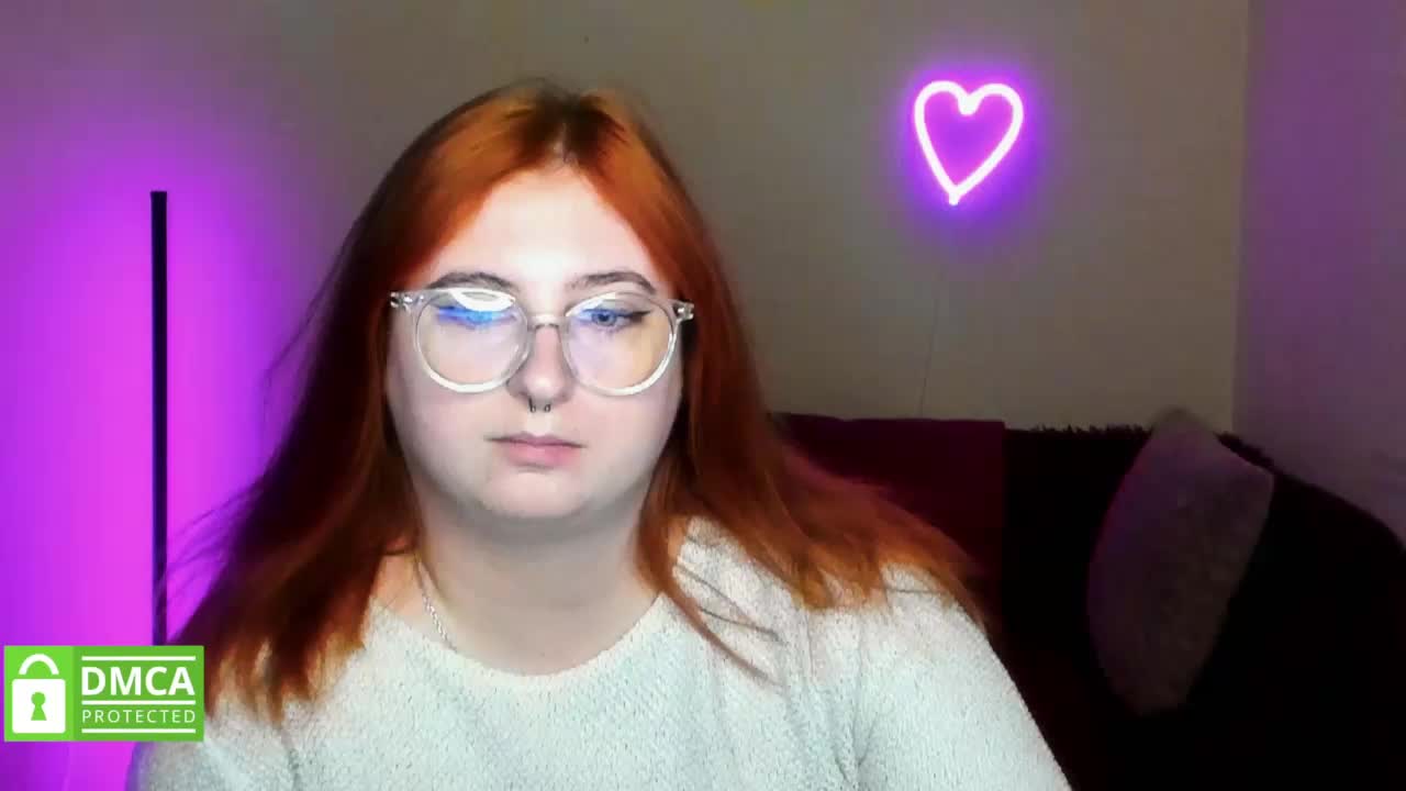 Aliciaredluv Live Sex October 3, 2025