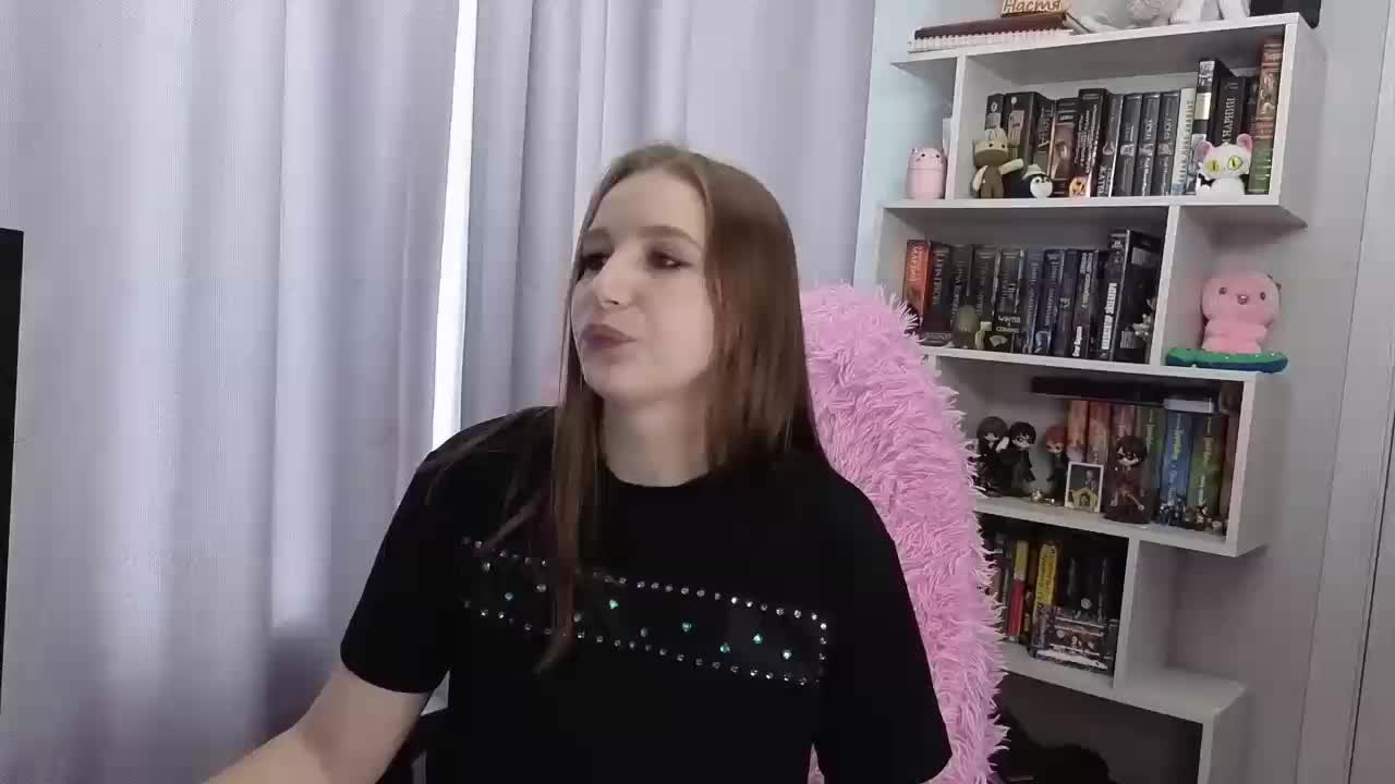 LillyFan-X Live Sex December 15, 2025