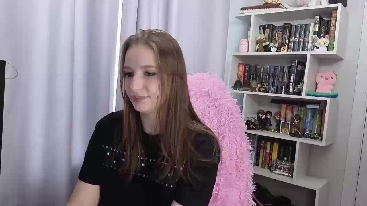 LillyFan-X Live Sex December 15, 2025