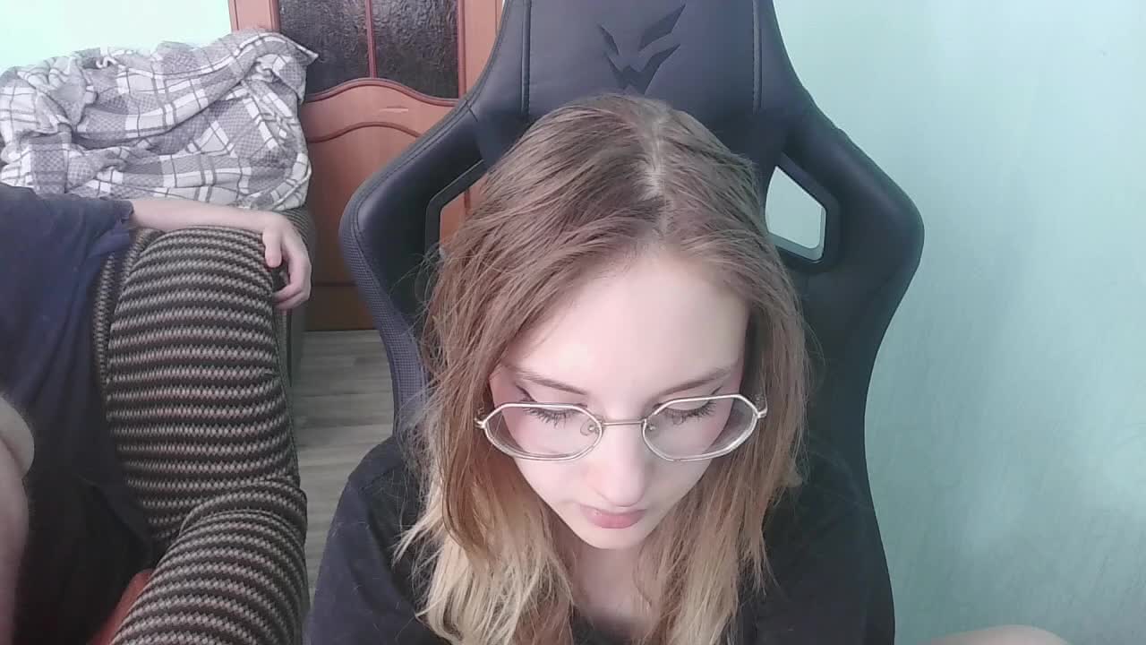 emolina Live Sex December 14, 2025