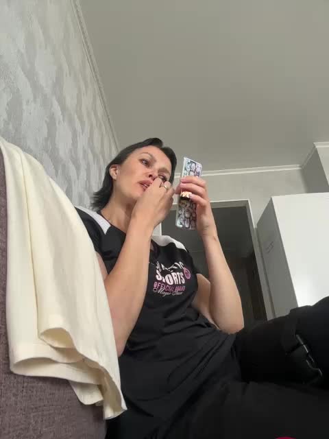 vik77777A Live Sex December 17, 2025