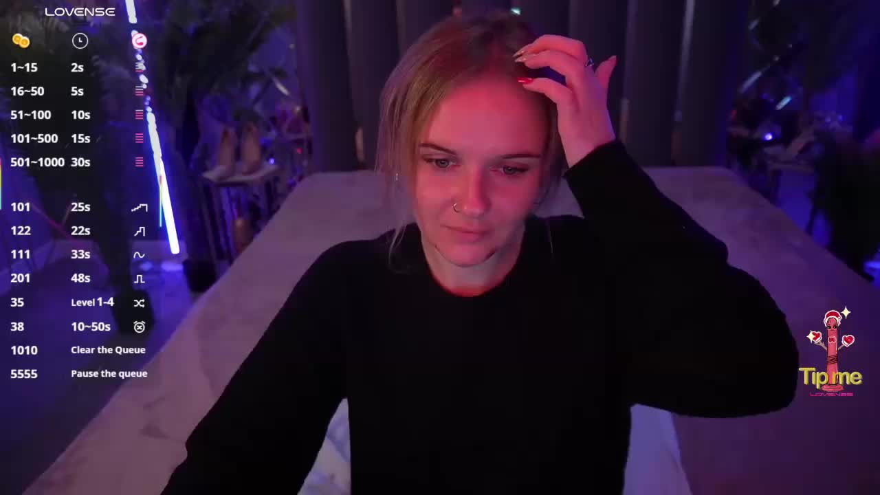 MaribelRiver Live Sex December 17, 2025