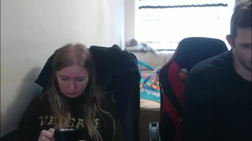 jenisandpeter Live Sex December 19, 2025