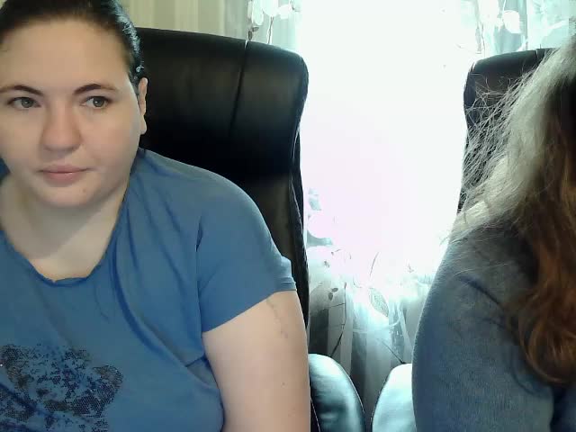 HollyXEva Live Sex December 13, 2025