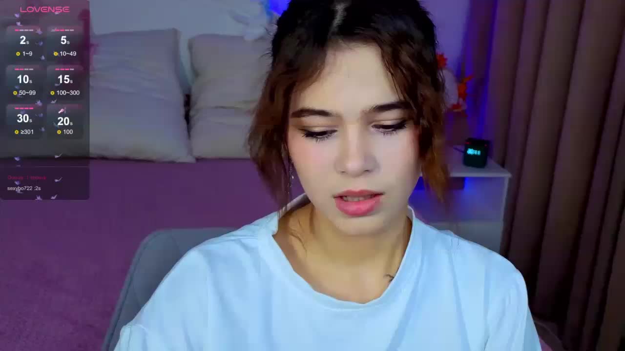 CoralineJones Live Sex December 18, 2025