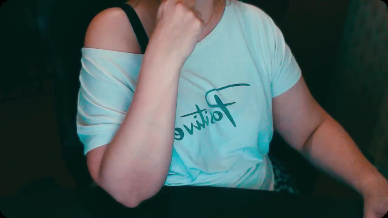 Alisa1917 Live Sex December 17, 2025