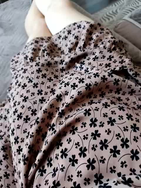 Mikkai Live Sex December 14, 2025