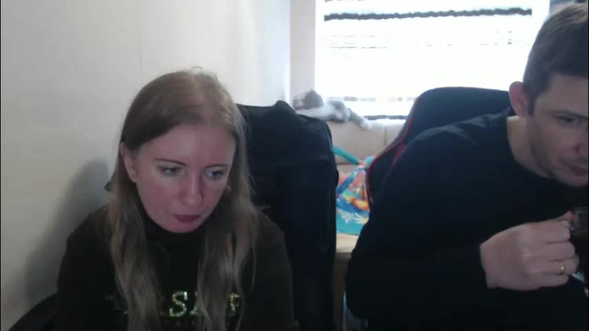 jenisandpeter Live Sex December 19, 2025