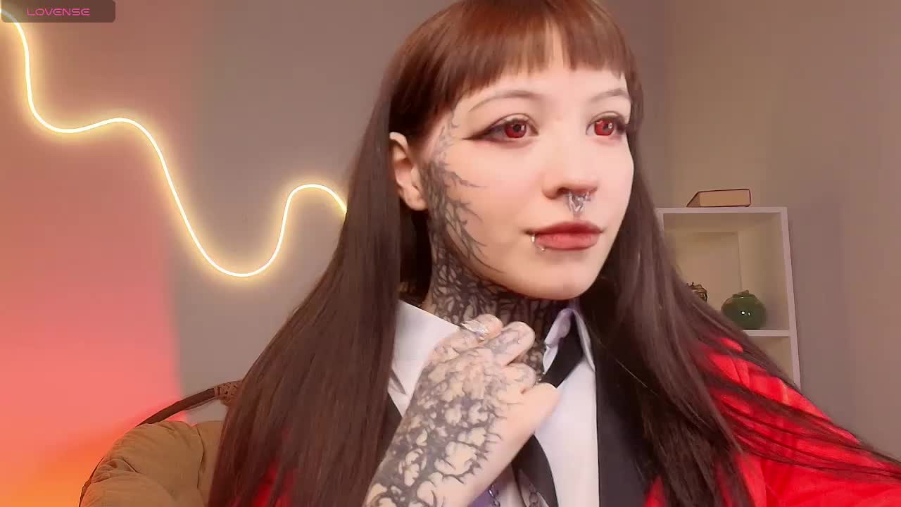 EmmaWillis Live Sex December 14, 2025