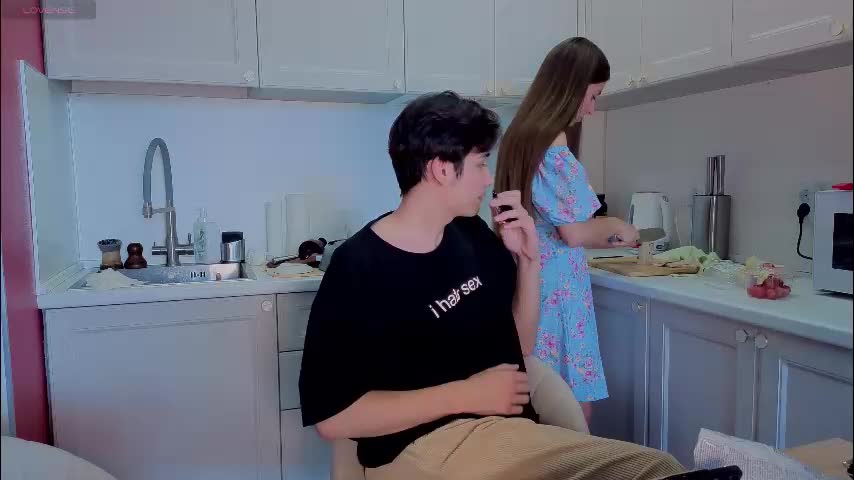 ihavepaws33 Live Sex December 14, 2025