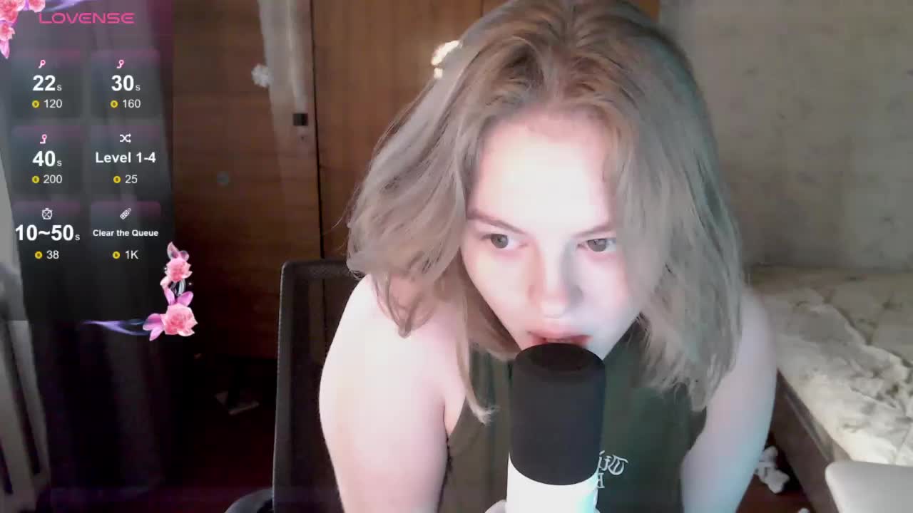 Kitty-Rain Live Sex December 13, 2025