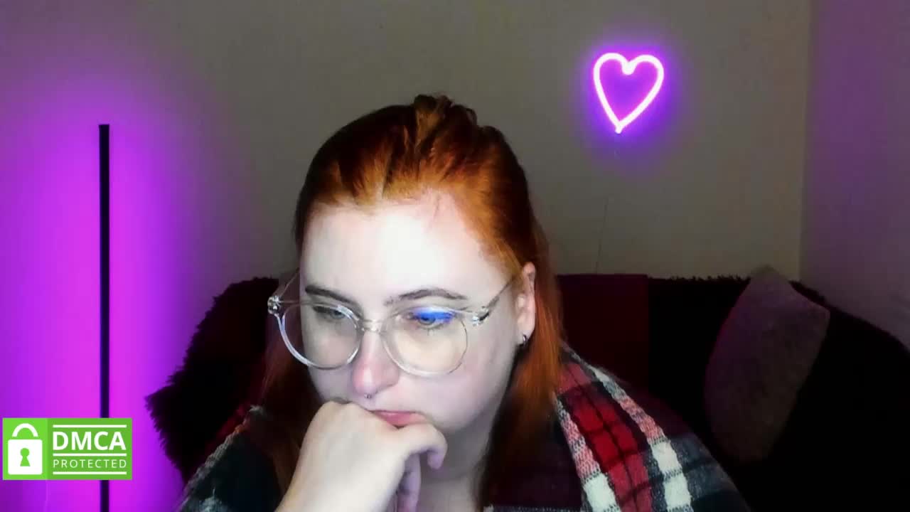 Aliciaredluv Live Sex October 3, 2025