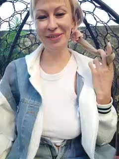 Blondi_Love Live Sex December 17, 2025