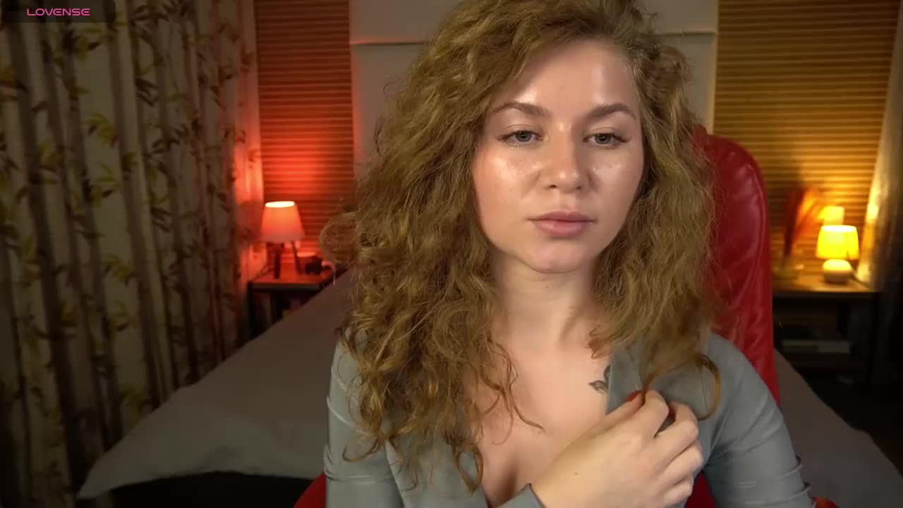 YoursGirlAlice Live Sex December 13, 2025