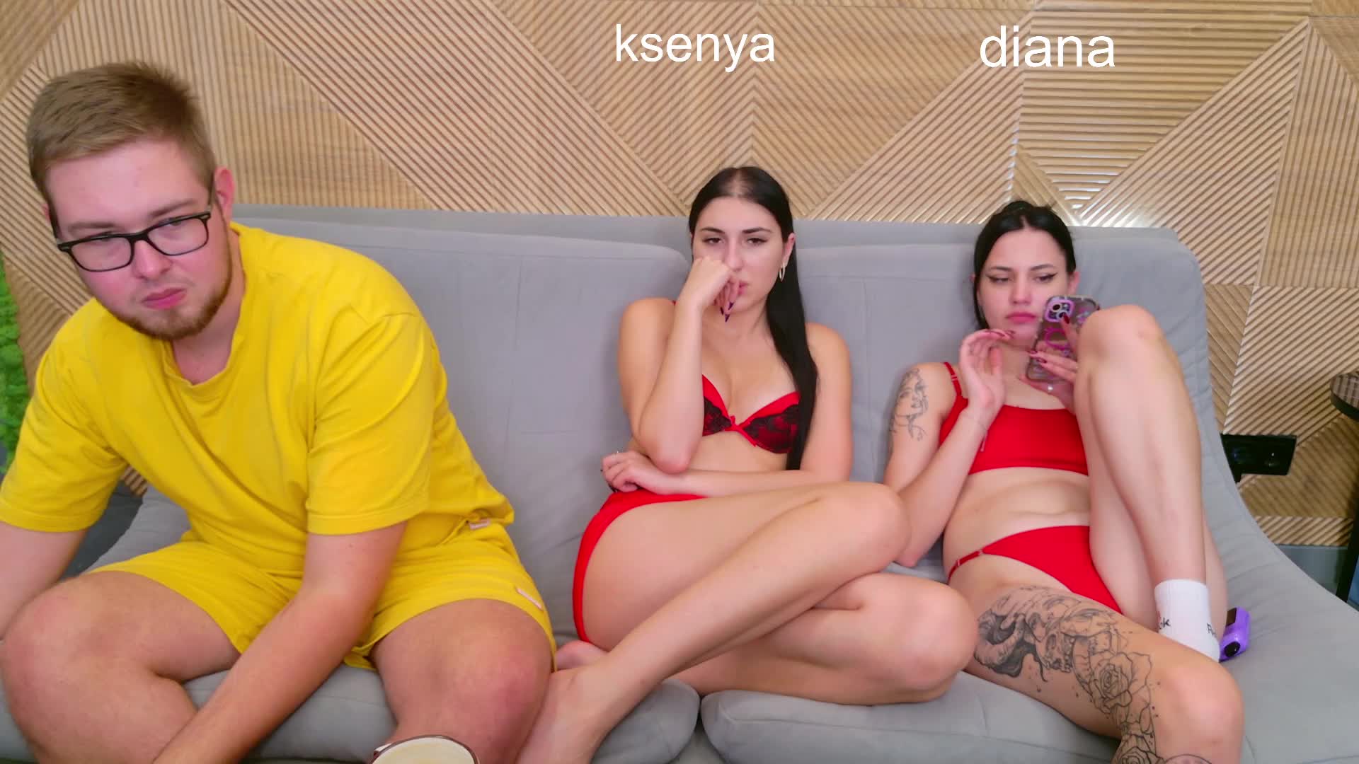 WebcamSlut Live Sex December 14, 2025