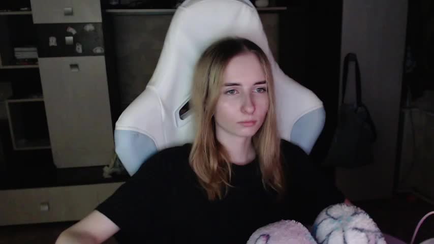 Cutti_Crystal Live Sex October 4, 2025