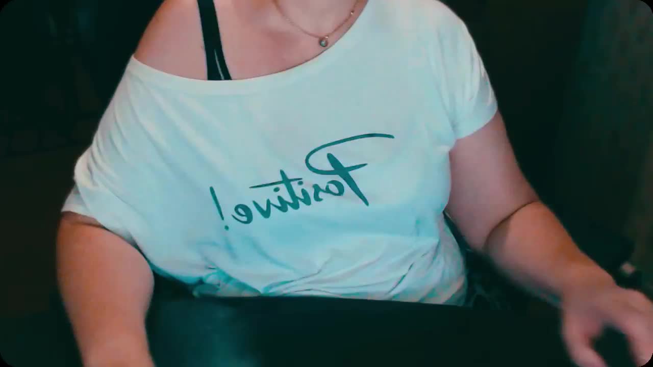 Alisa1917 Live Sex December 17, 2025