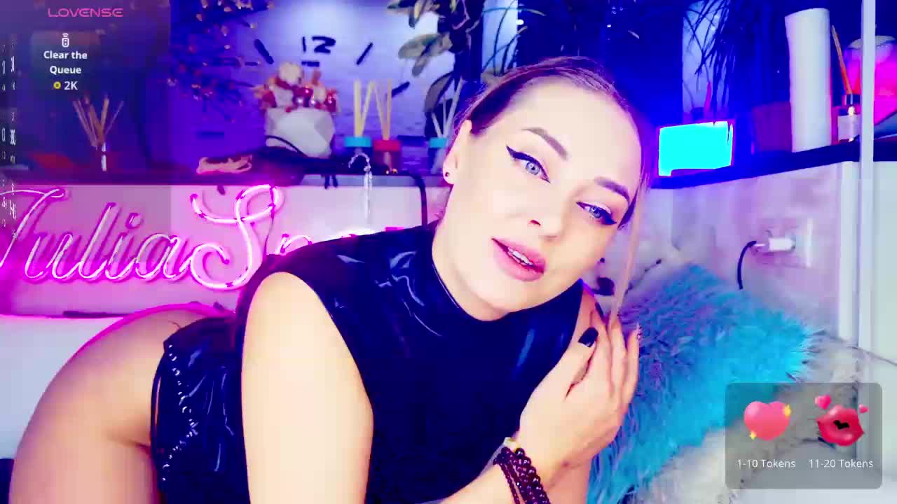 _JuliaSpace_ Live Sex December 14, 2025