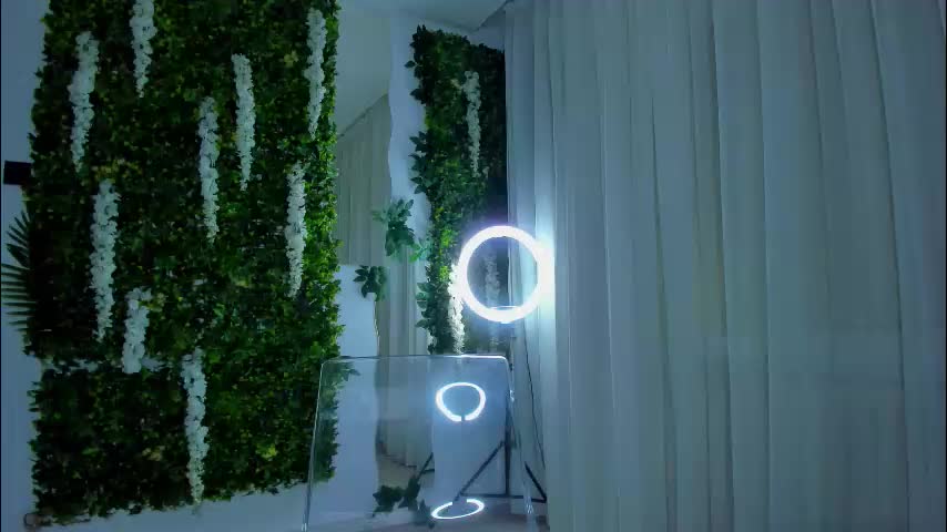 zinasquirts Live Sex December 13, 2025