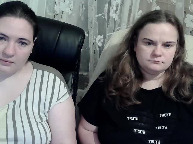 HollyXEva Live Sex December 17, 2025