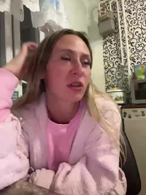 Saveta Live Sex December 14, 2025