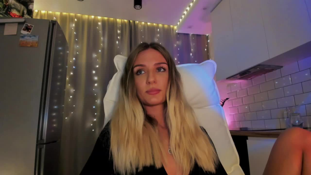 EnlivenLuv Live Sex December 13, 2025