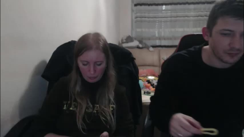 jenisandpeter Live Sex December 19, 2025