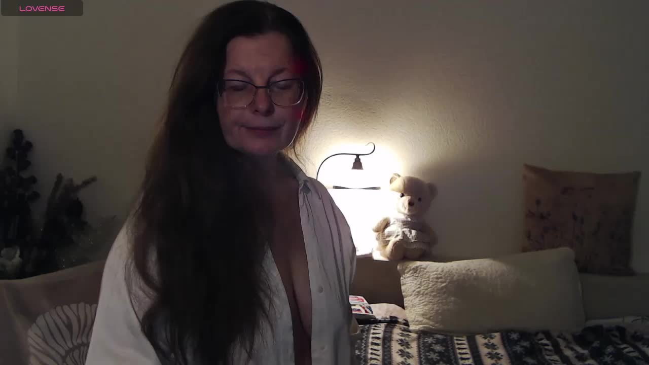 HelenBerg Live Sex December 18, 2025