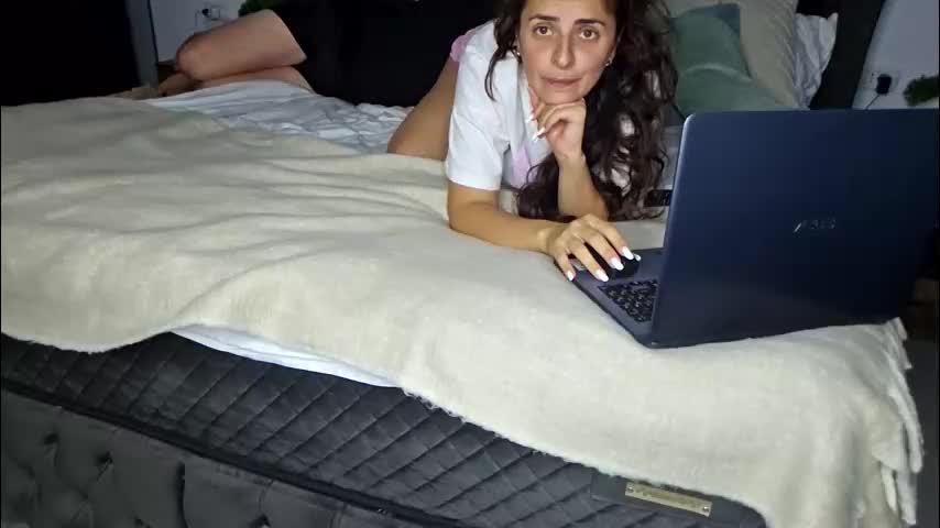 swetlana69deep Live Sex December 14, 2025