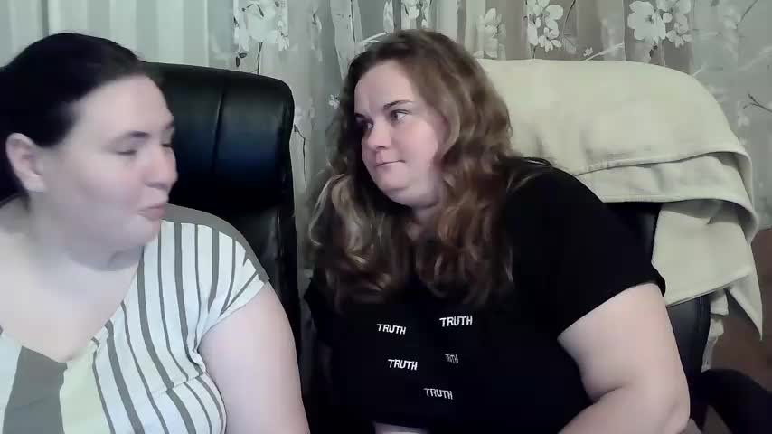 HollyXEva Live Sex October 4, 2025