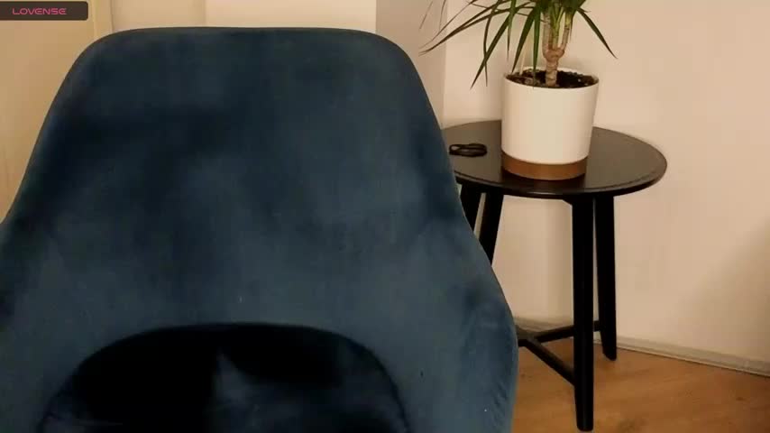 NoFace_Model Live Sex December 12, 2025