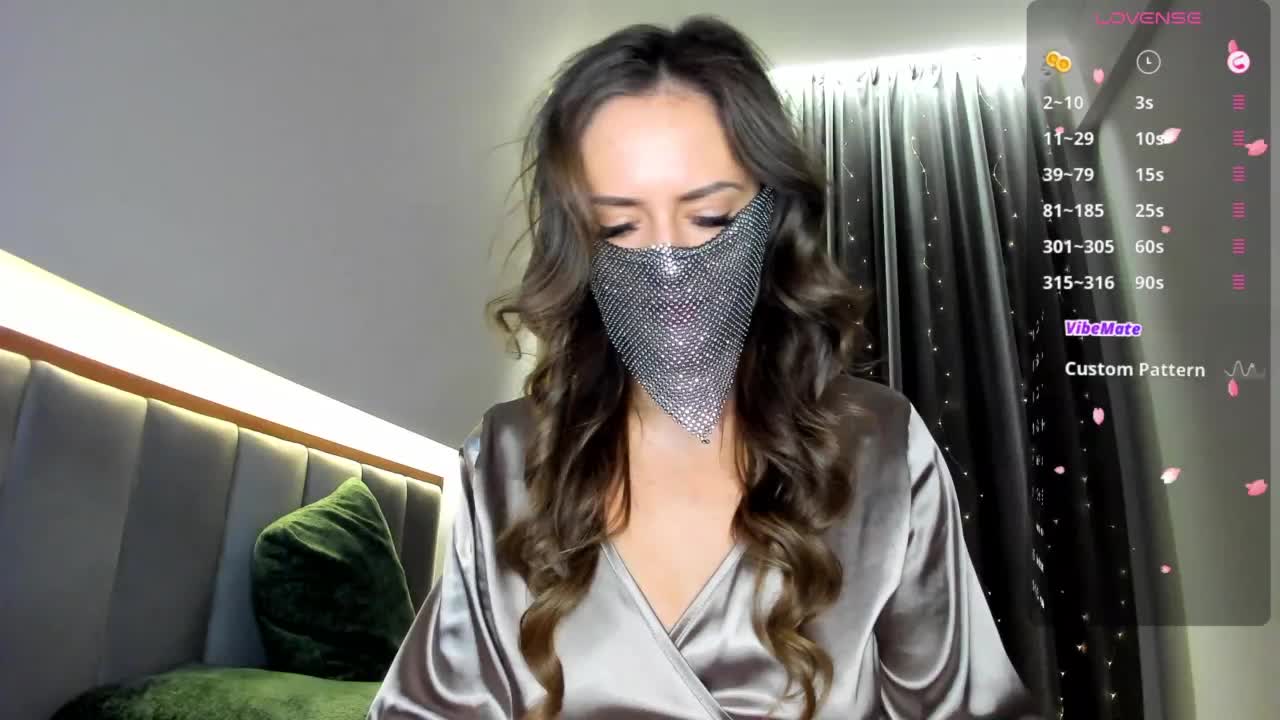 CharmAlina Live Sex December 13, 2025