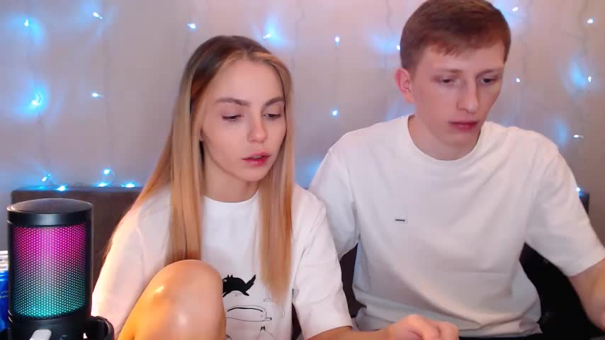 juliaanddima Live Sex December 17, 2025