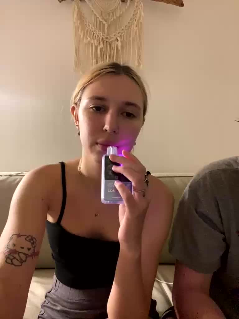 lina_wap Live Sex December 20, 2025