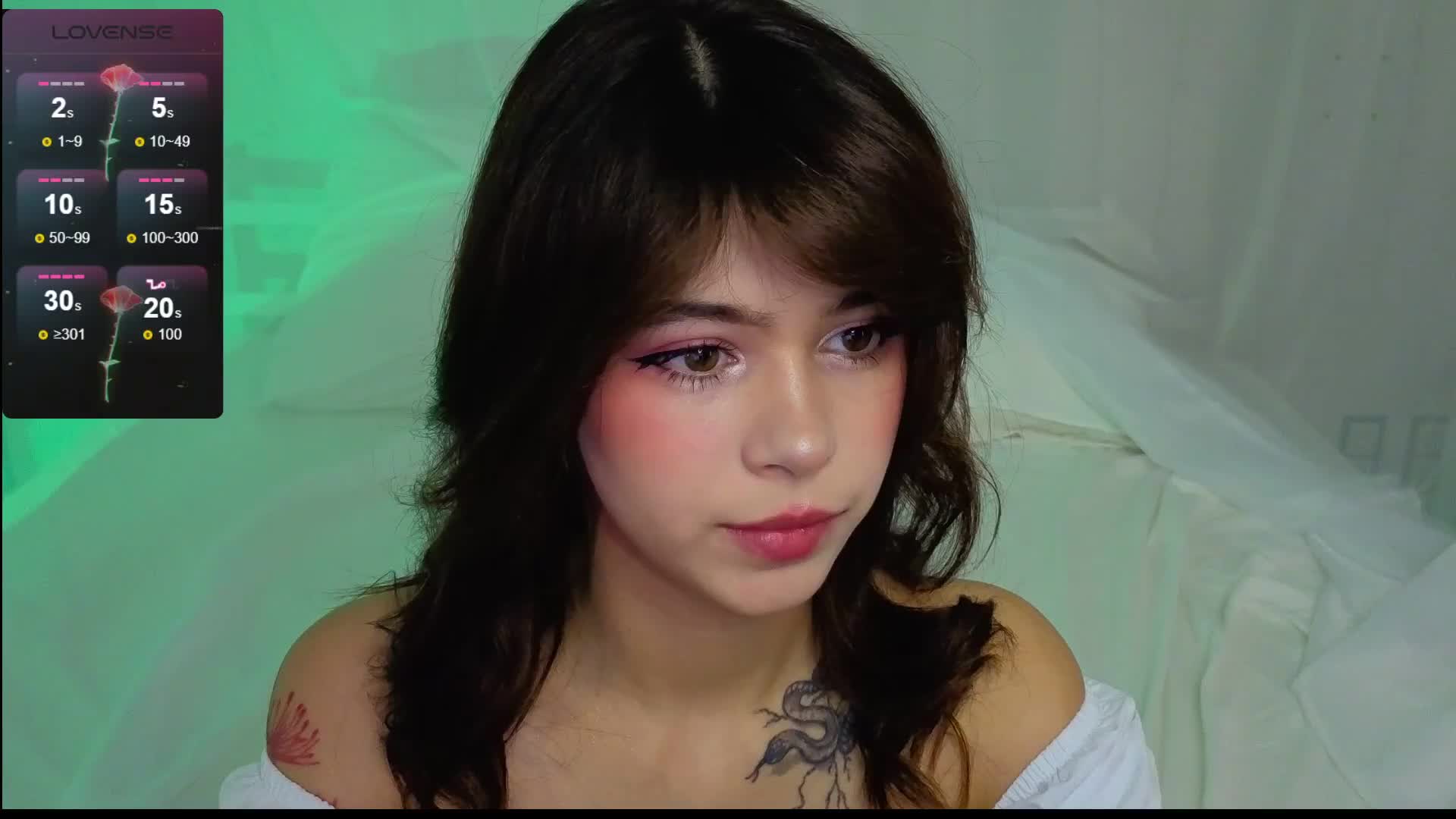 CoralineJones Live Sex December 18, 2025