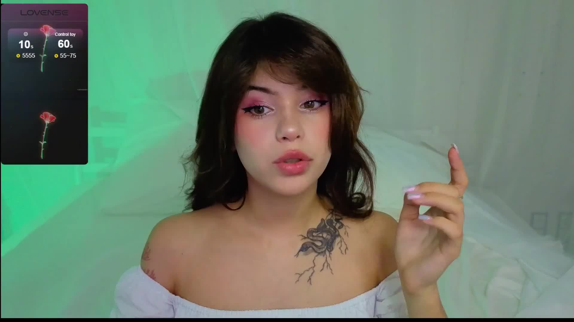 CoralineJones Live Sex December 18, 2025