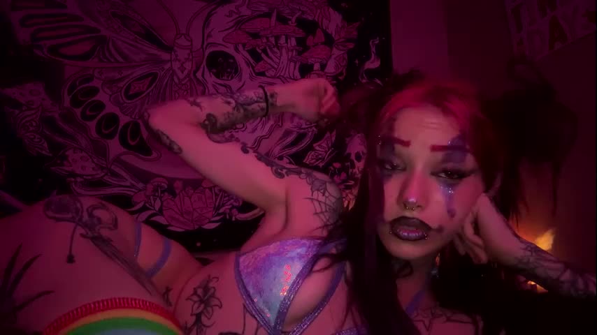 lookingforlona Live Sex December 12, 2025