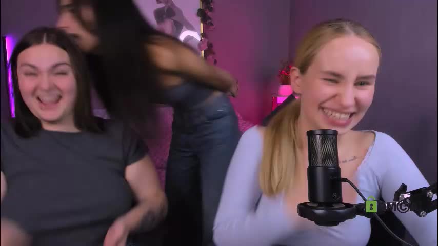 ariana_ross7 Live Sex December 14, 2025