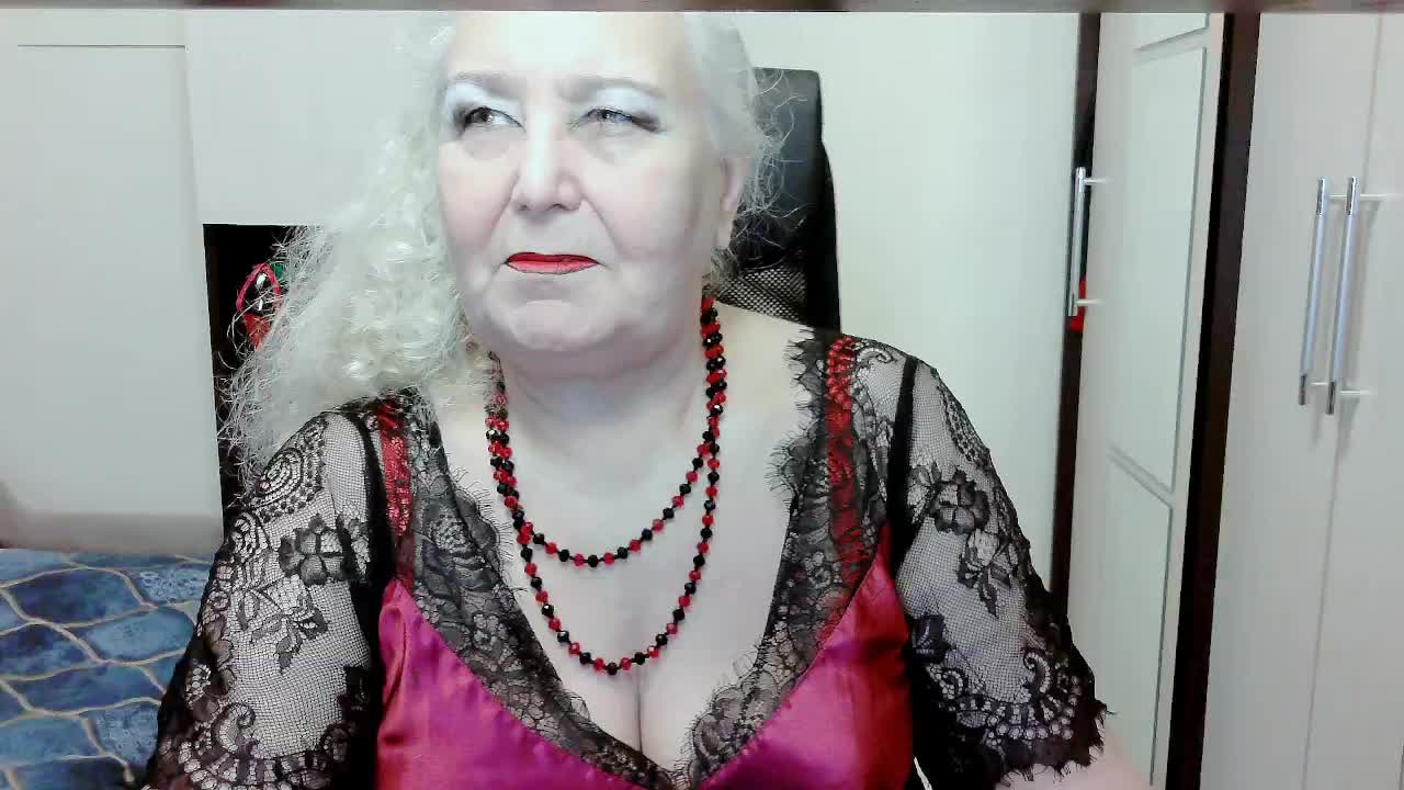 GrannyWants Live Sex December 17, 2025