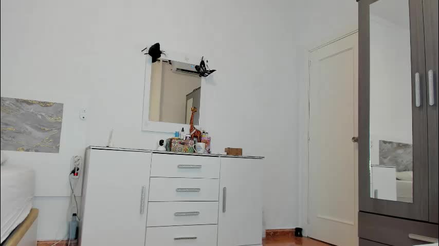 anisialuna_ Live Sex 2025.10.04