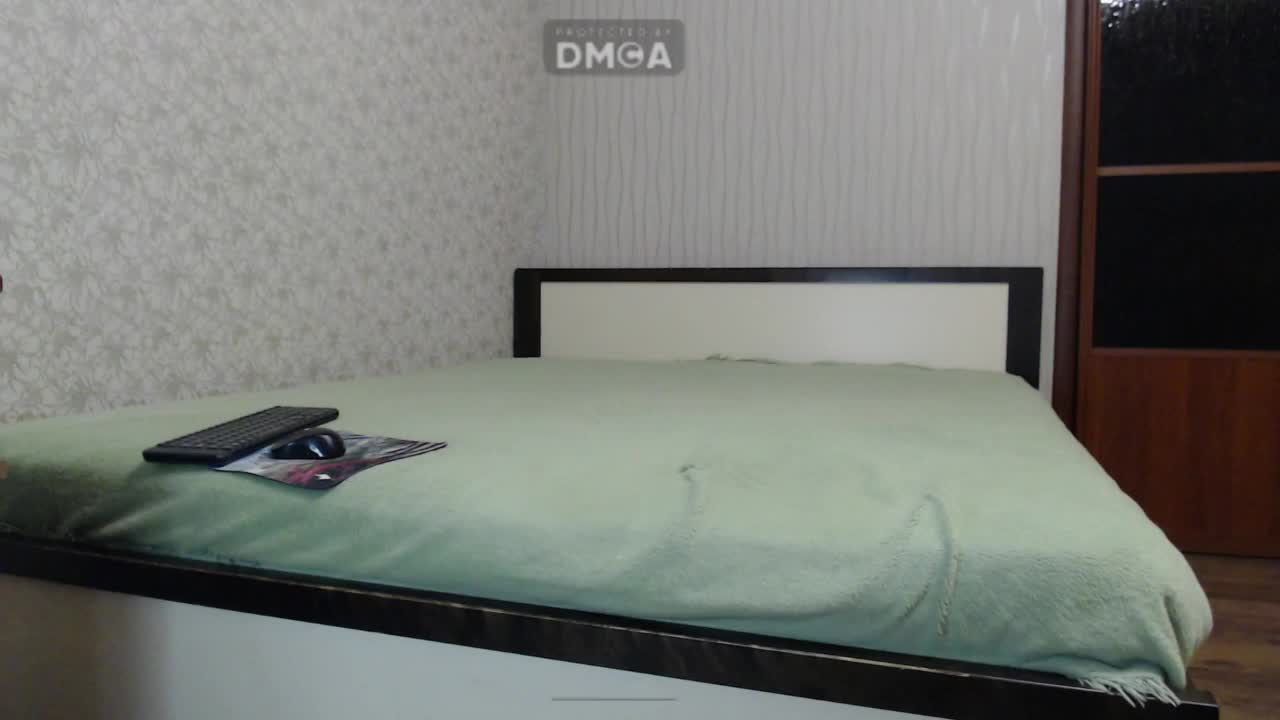 Yagodka-mmm Live Sex December 17, 2025