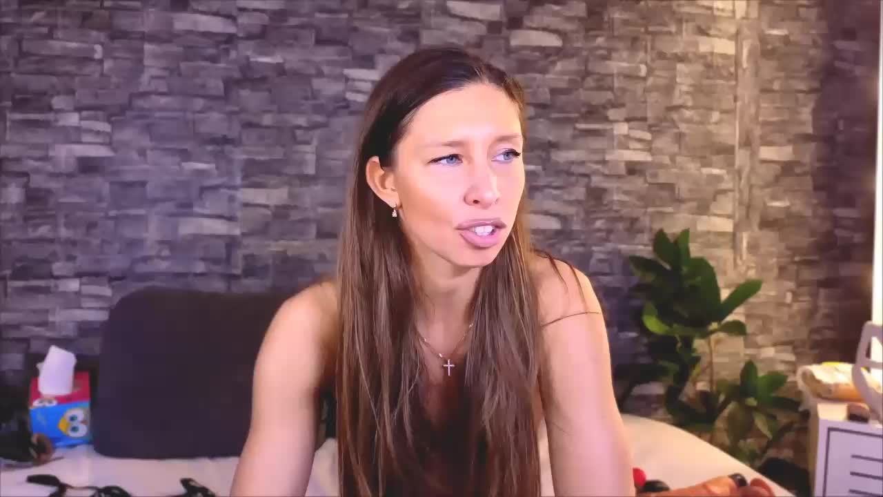 ladyAgata Live Sex December 18, 2025